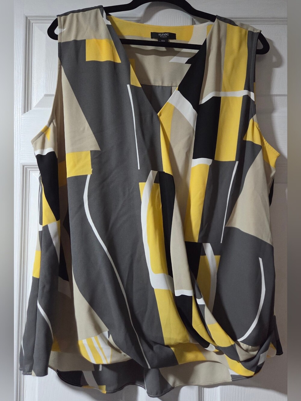 Alfani Women's Yellow Gray Geometric Sleeveless Blouse